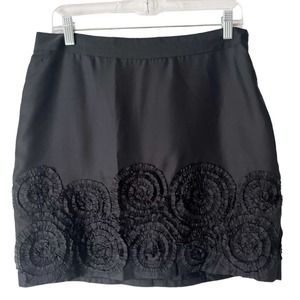 Banana Republic Black 100% Silk Floral Appliqué Knee Length Skirt Women’s Sz 10